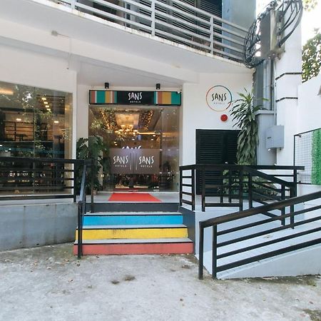 Sans Hotel At Algers Suites Marikina By Reddoorz Экстерьер фото