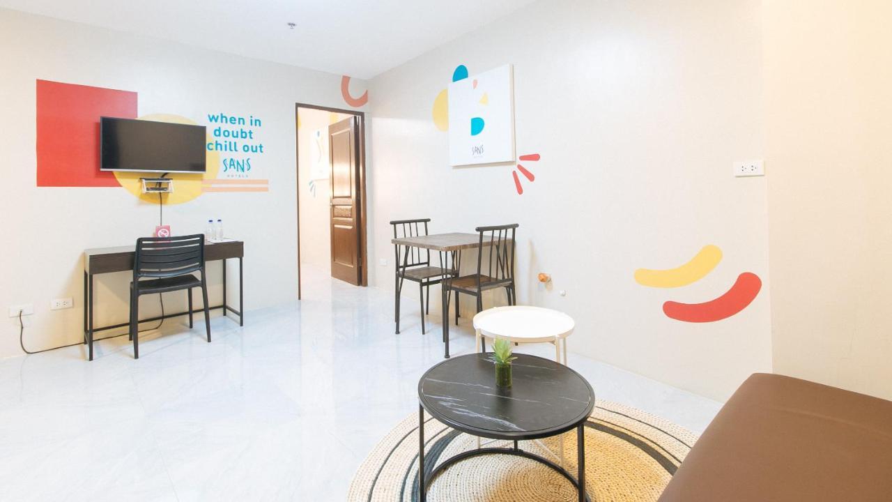 Sans Hotel At Algers Suites Marikina By Reddoorz Экстерьер фото