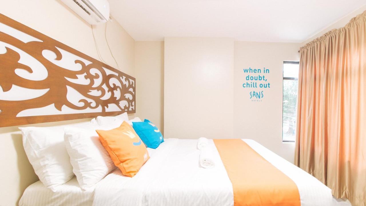 Sans Hotel At Algers Suites Marikina By Reddoorz Экстерьер фото