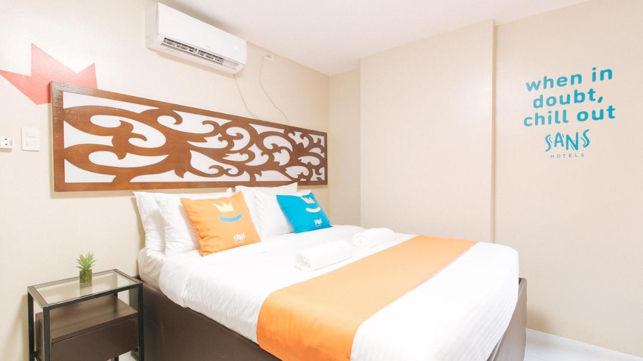 Sans Hotel At Algers Suites Marikina By Reddoorz Экстерьер фото
